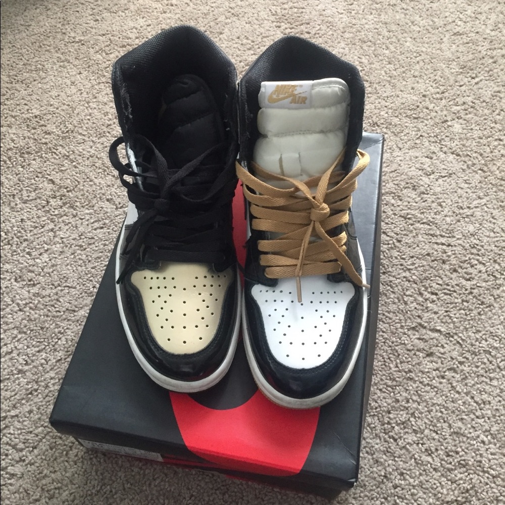 Top 3’s Jordan gold toes